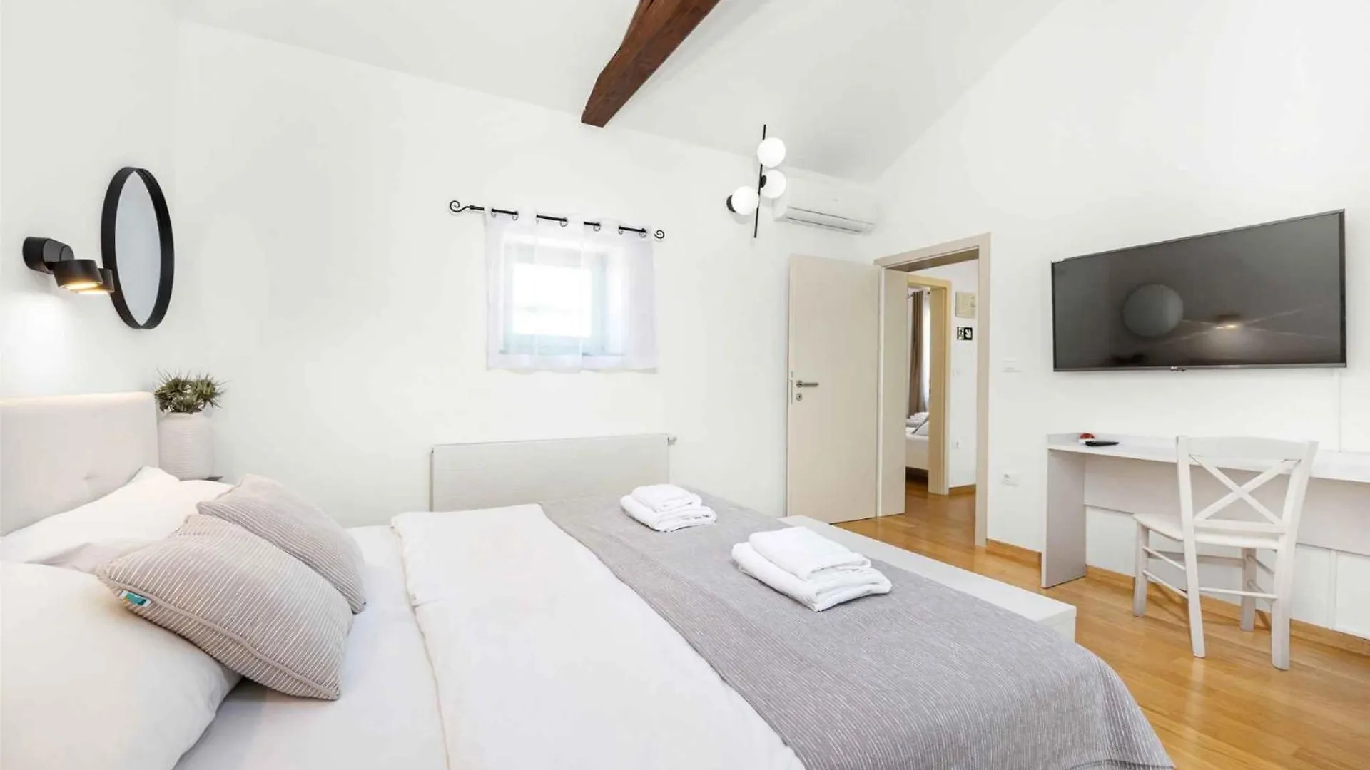 Holiday Home In Liznjan - Istrien 50092